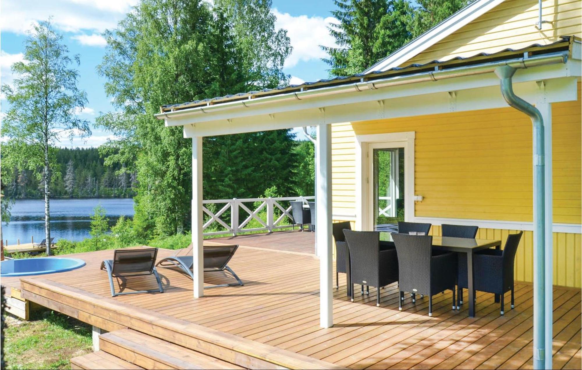 Nice Home In Sunne With Jacuzzi Alvsatern Exteriér fotografie