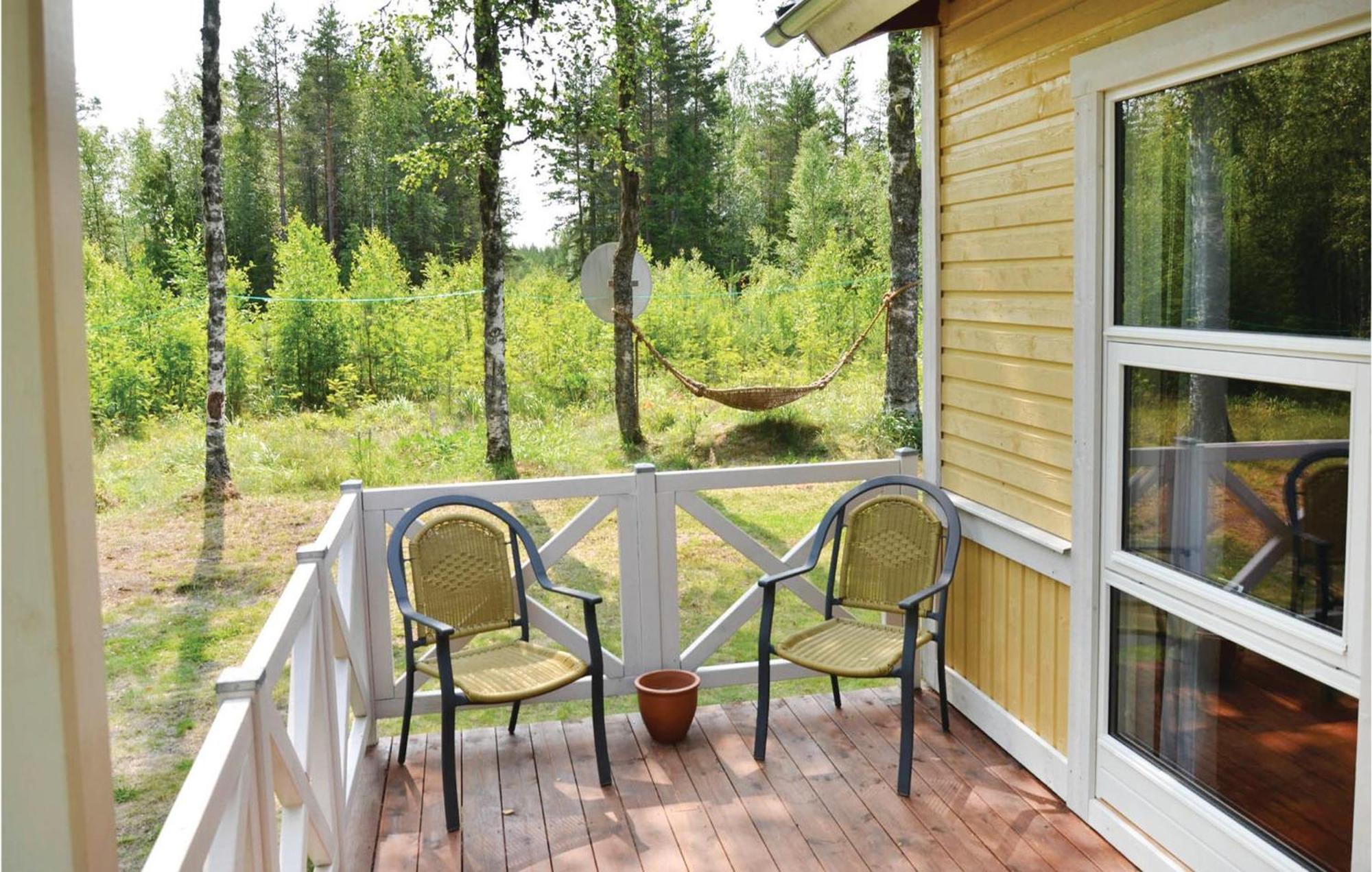 Nice Home In Sunne With Jacuzzi Alvsatern Exteriér fotografie