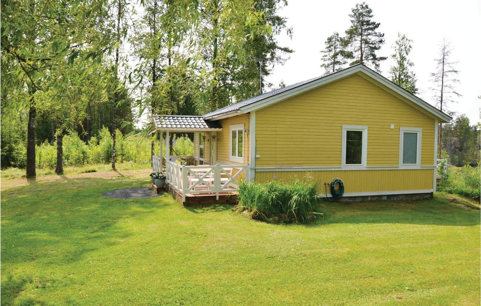 Nice Home In Sunne With Jacuzzi Alvsatern Exteriér fotografie